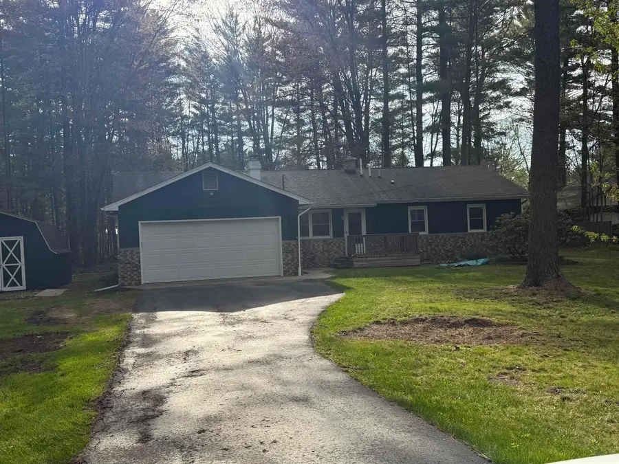 2911 N Wilson Drive, Sanford, MI 48657 - #2