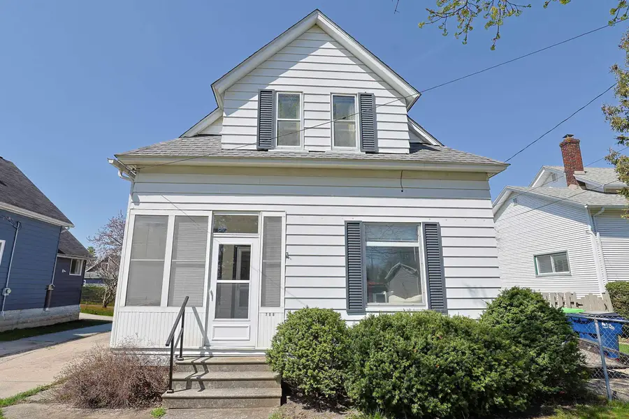 706 S Lincoln Street, Bay City, MI 48708 - #2