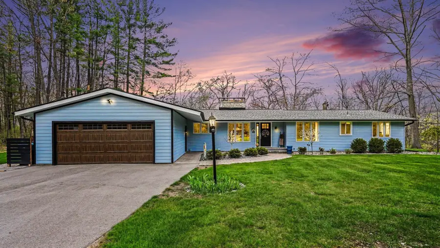 1607 E Putnam Drive, Midland, MI 48640 - #3