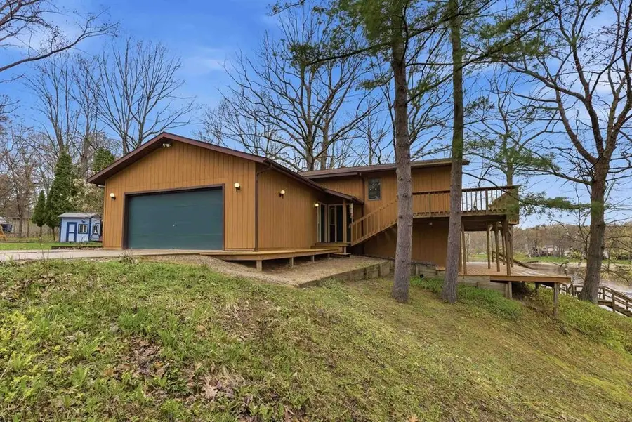 5092 N Lake Sanford Road, Sanford, MI 48657 - #2