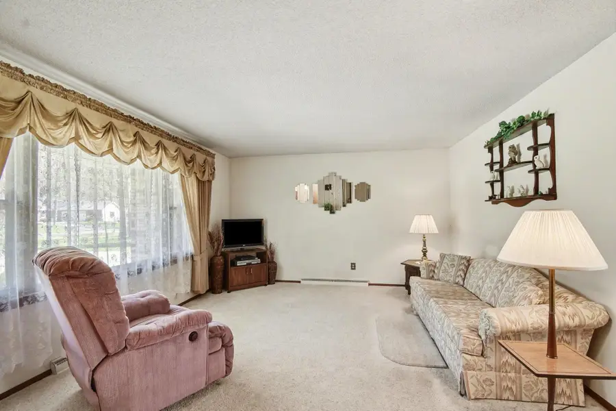 12821 S Basell Drive, Hemlock, MI 48626 - #2