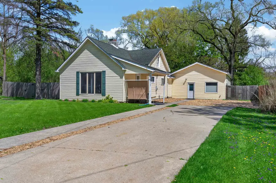 4404 Jefferson Avenue, Midland, MI 48640 - #3
