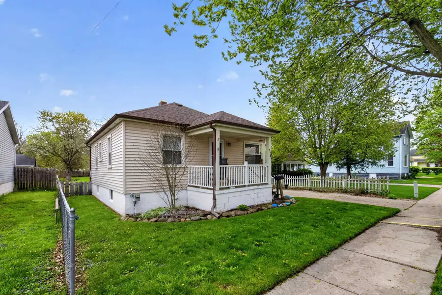 303 Marshall Street, Essexville, MI 48732 - #3