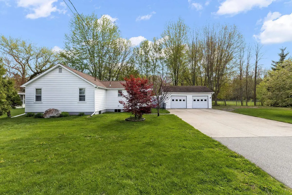 4765 N Raymond Road, Midland, MI 48642 - #1