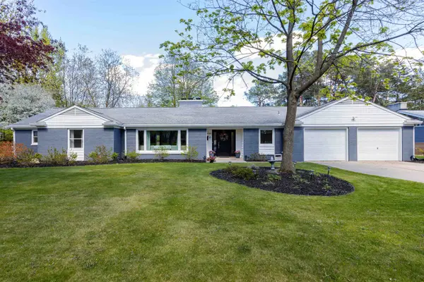 4300 Castle Drive, Midland, MI 48640