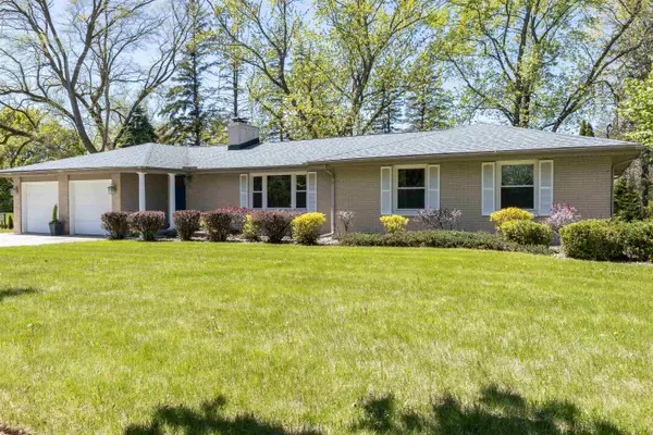 4701 Swede Avenue, Midland, MI 48642