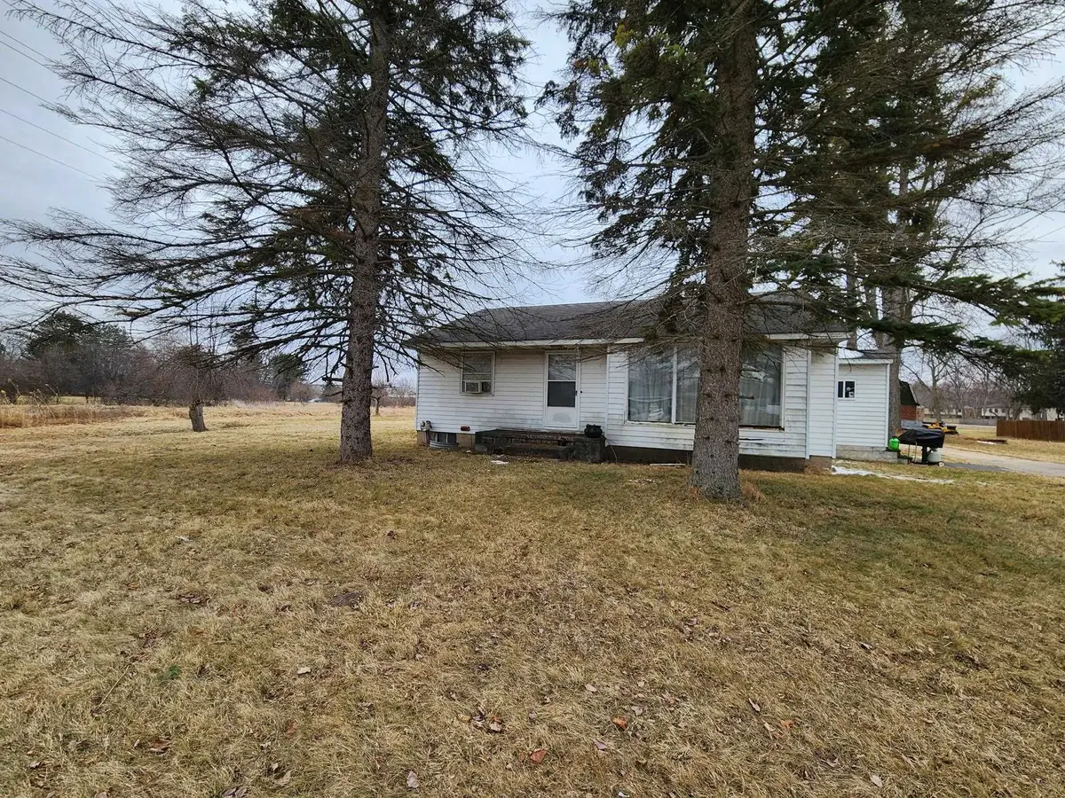 4016 Bay City Road, Midland, MI 48642 - #1