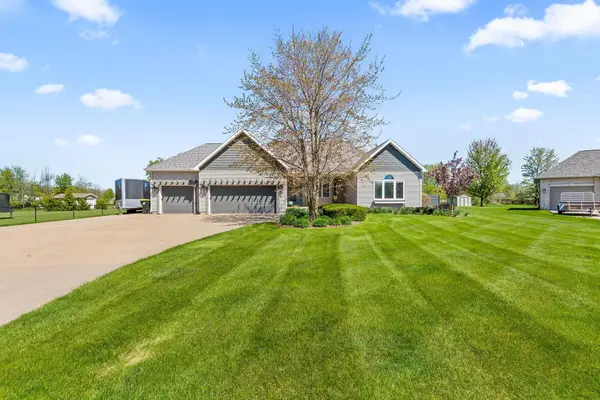 4787 Briarwood Court, Auburn, MI 48611