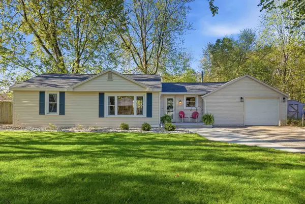 3204 Grant Lane, Midland, MI 48642