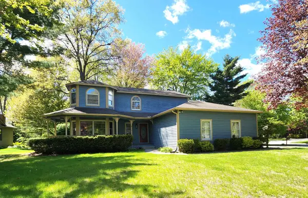 2529 Brookwood Drive, Midland, MI 48640