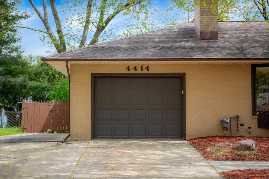 4414 Hampshire Street, Midland, MI 48640 - #3