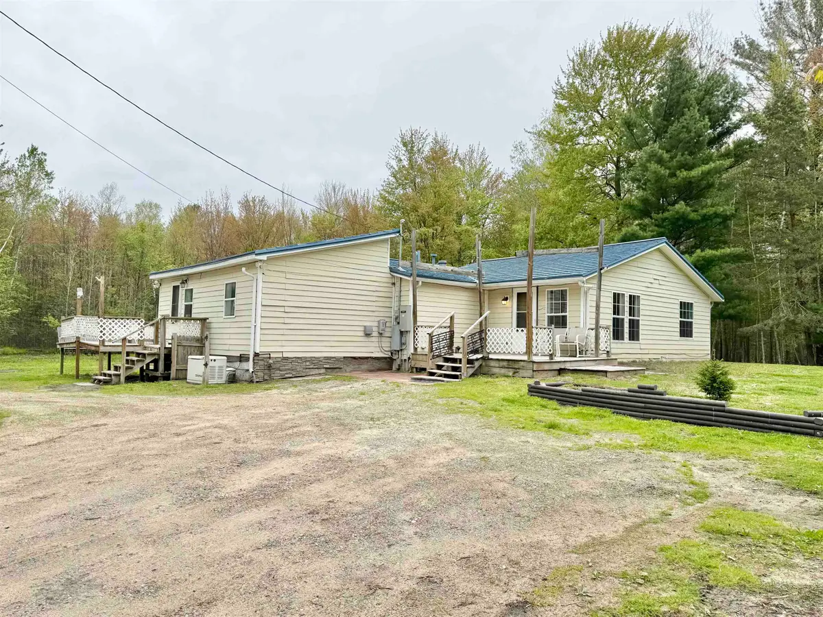 5454 W Bradford Road, Shepherd, MI 48883 - #1