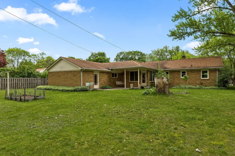809 E Meadowbrook Drive, Midland, MI 48642 - #2
