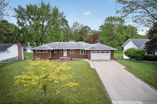 6 Burrell Court, Midland, MI 48640