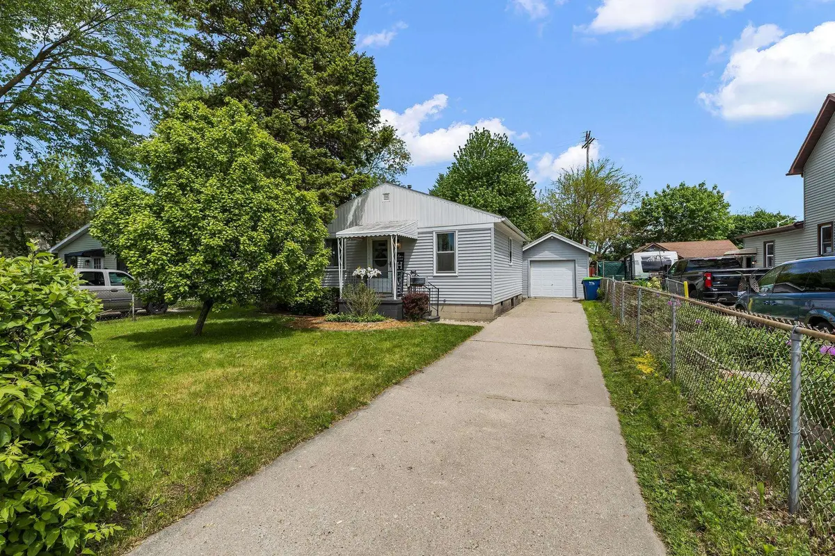 1105 S Jefferson Street, Bay City, MI 48708 - #1