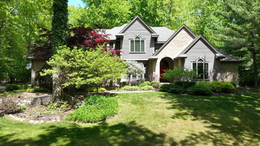 2360 N Deer Valley Road, Midland, MI 48642 - #2