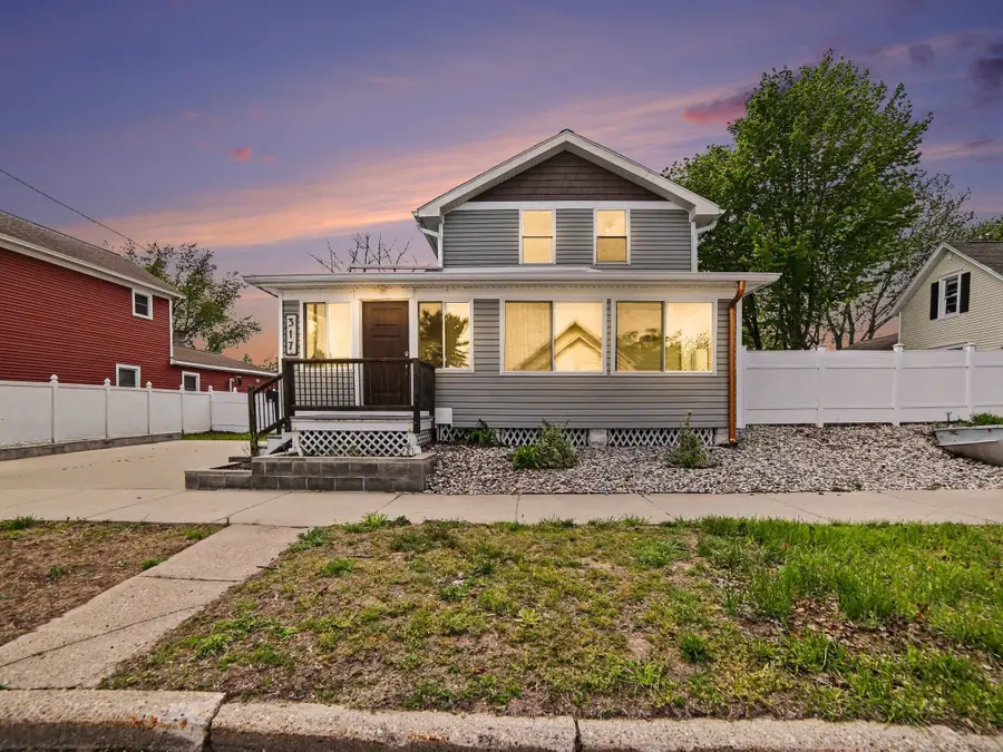 317 N Robert Street, Ludington, MI 49431 - #2