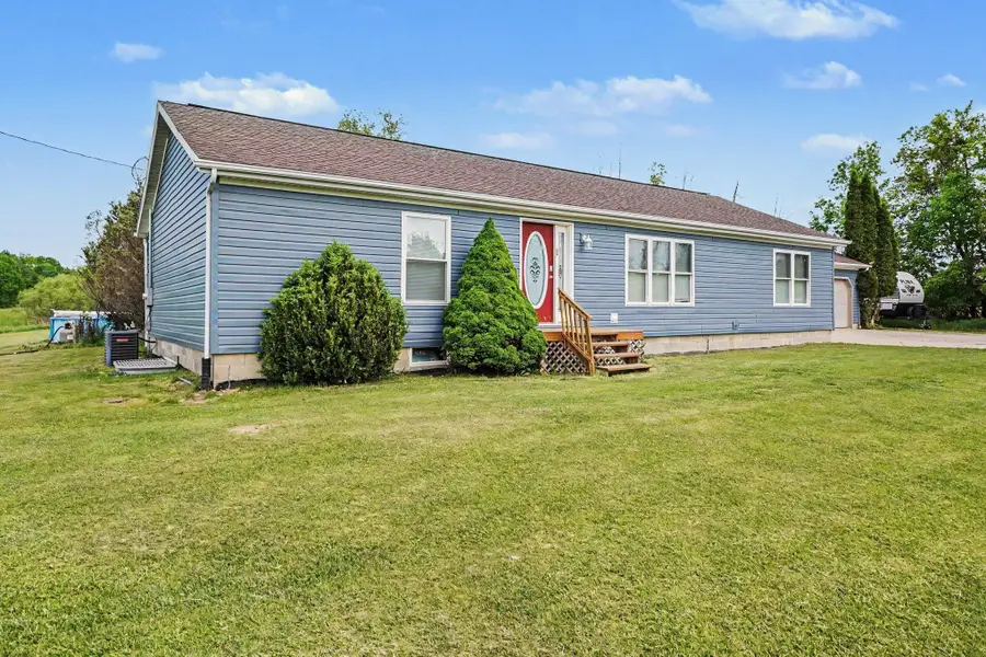 7282 N Middle Road, Hope, MI 48628 - #2