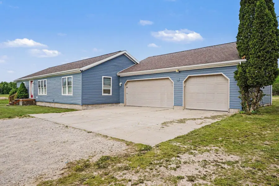 7282 N Middle Road, Hope, MI 48628 - #3