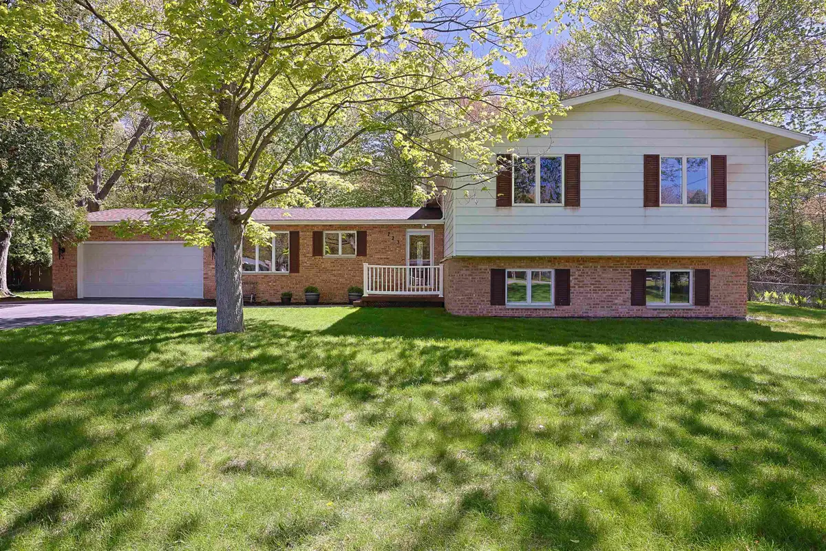 723 S Osborne Drive, Midland, MI 48640 - #1