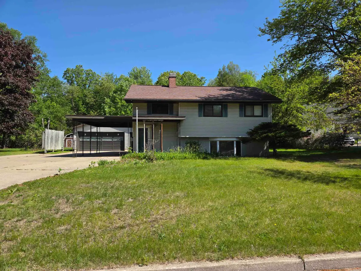 2719 Parsons Ct Court, Midland, MI 48642 - #1