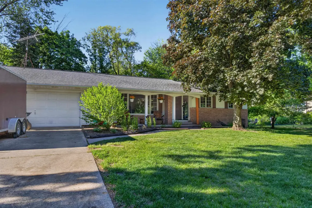 3121 E Bullock Creek Drive, Midland, MI 48640 - #1