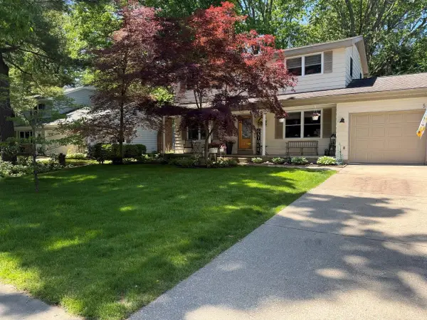 5809 Flaxmoor Street, Midland, MI 48640