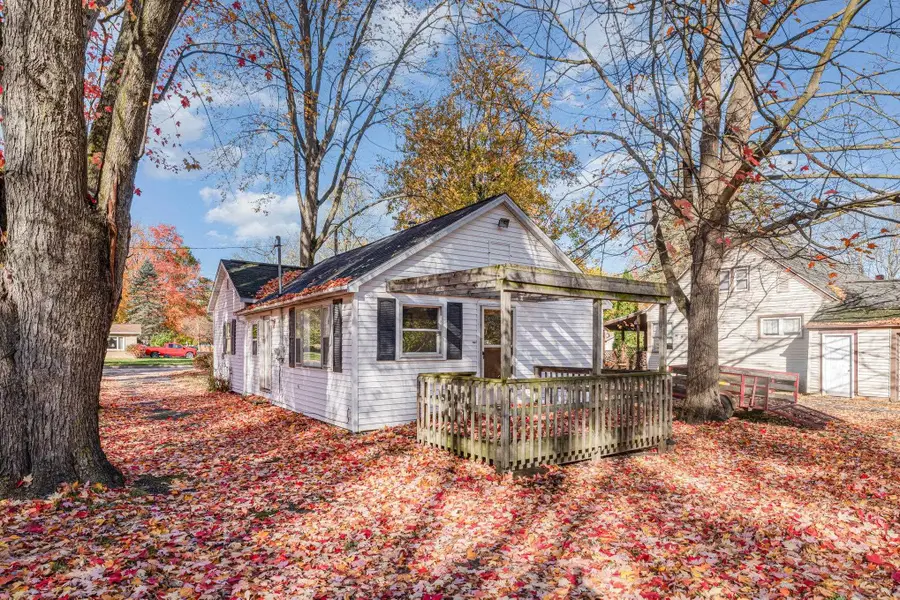 510 N 6th Street, Coleman, MI 48618 - #3