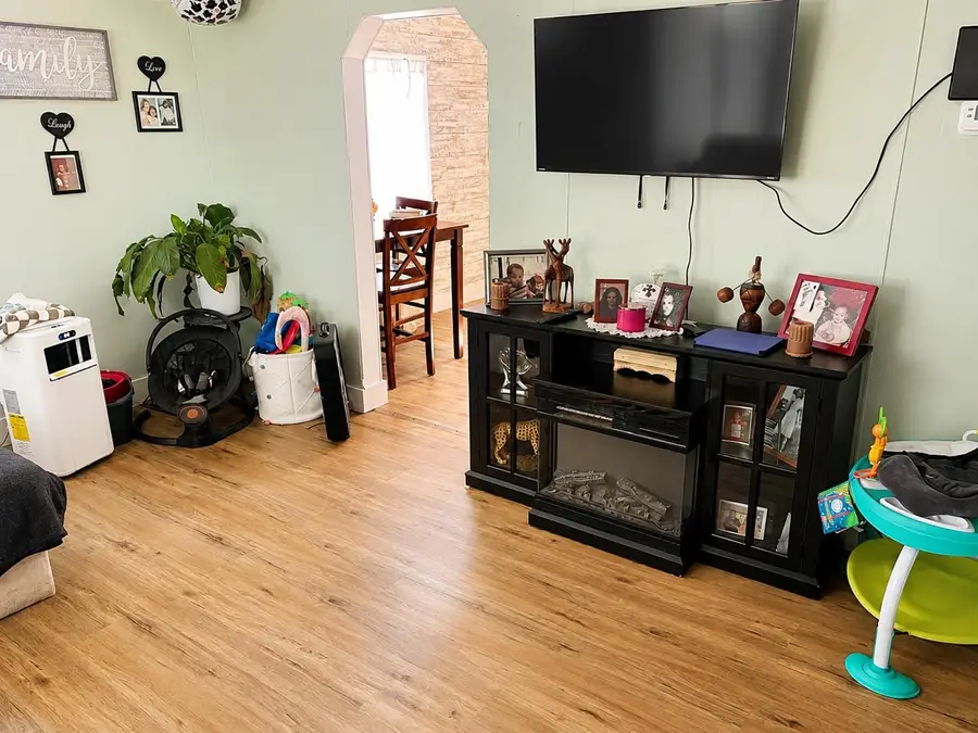 810 N Linn Street, Bay City, MI 48706 - #3