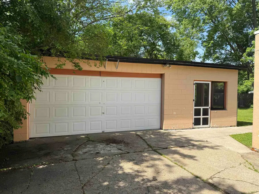 311 W Nelson Street, Midland, MI 48642 - #3