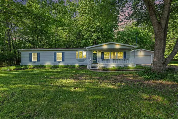 880 Price Road, Midland, MI 48640