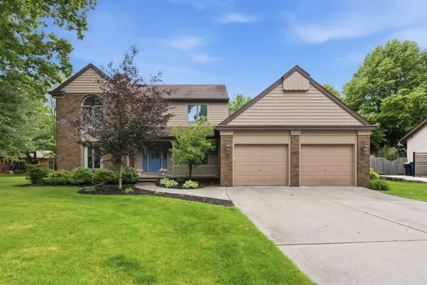 6102 Oak Meadows Court, Midland, MI 48640