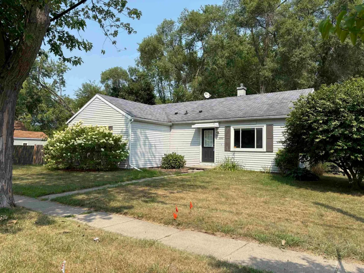 2302 Carolina Street, Midland, MI 48642 - #1