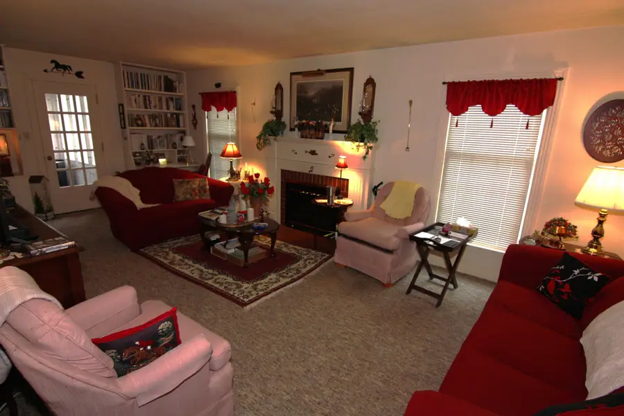 2217 Mershon Street, Saginaw, MI 48602 - #3
