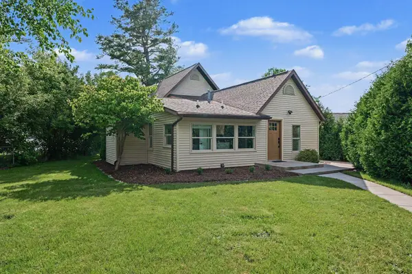 4047 N Water Road, Sanford, MI 48657