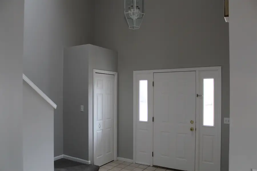 6107 Camelot Court, Midland, MI 48640 - #2