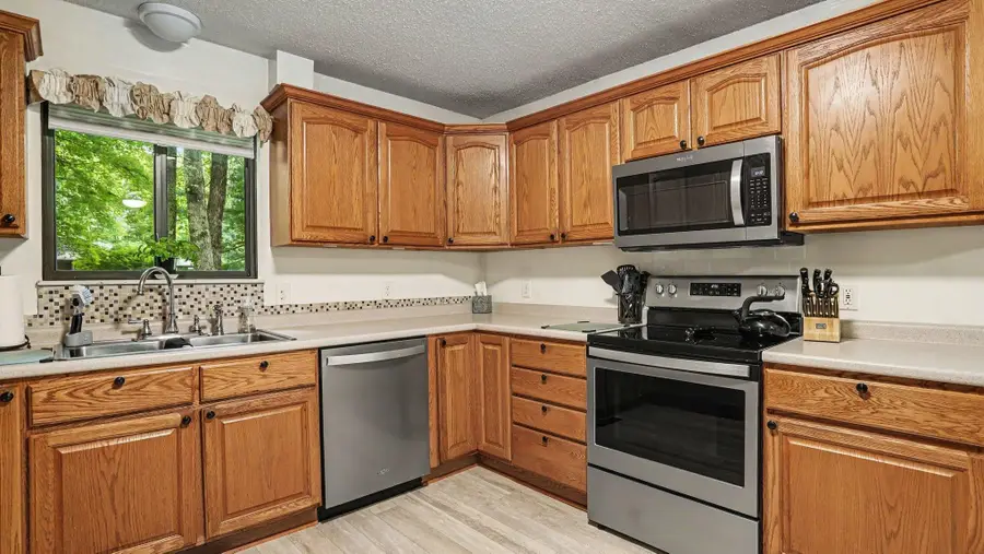 3542 E Jane Drive, Midland, MI 48642 - #3