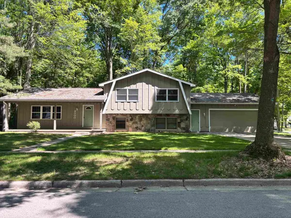 4500 Bluebird Street, Midland, MI 48640