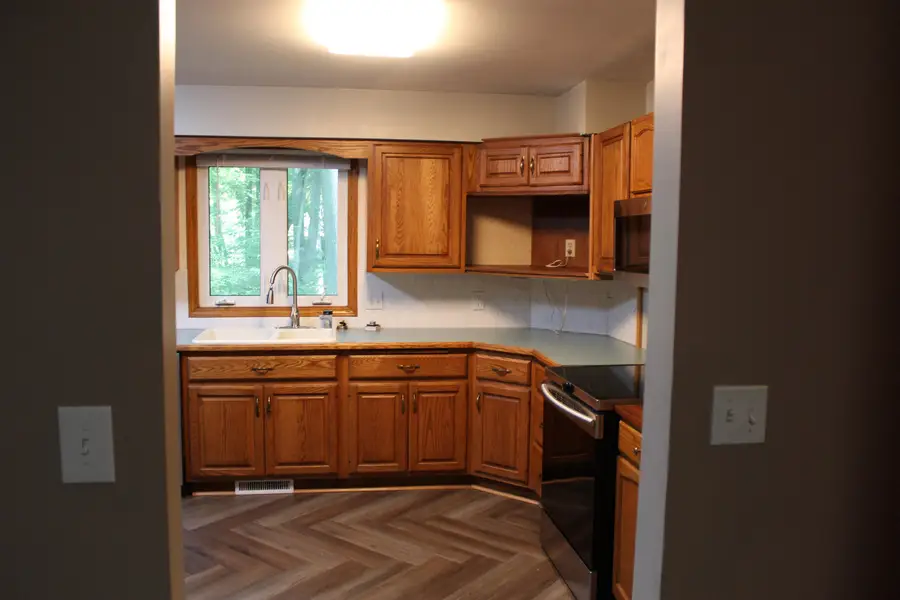 4500 Bluebird Street, Midland, MI 48640 - #3