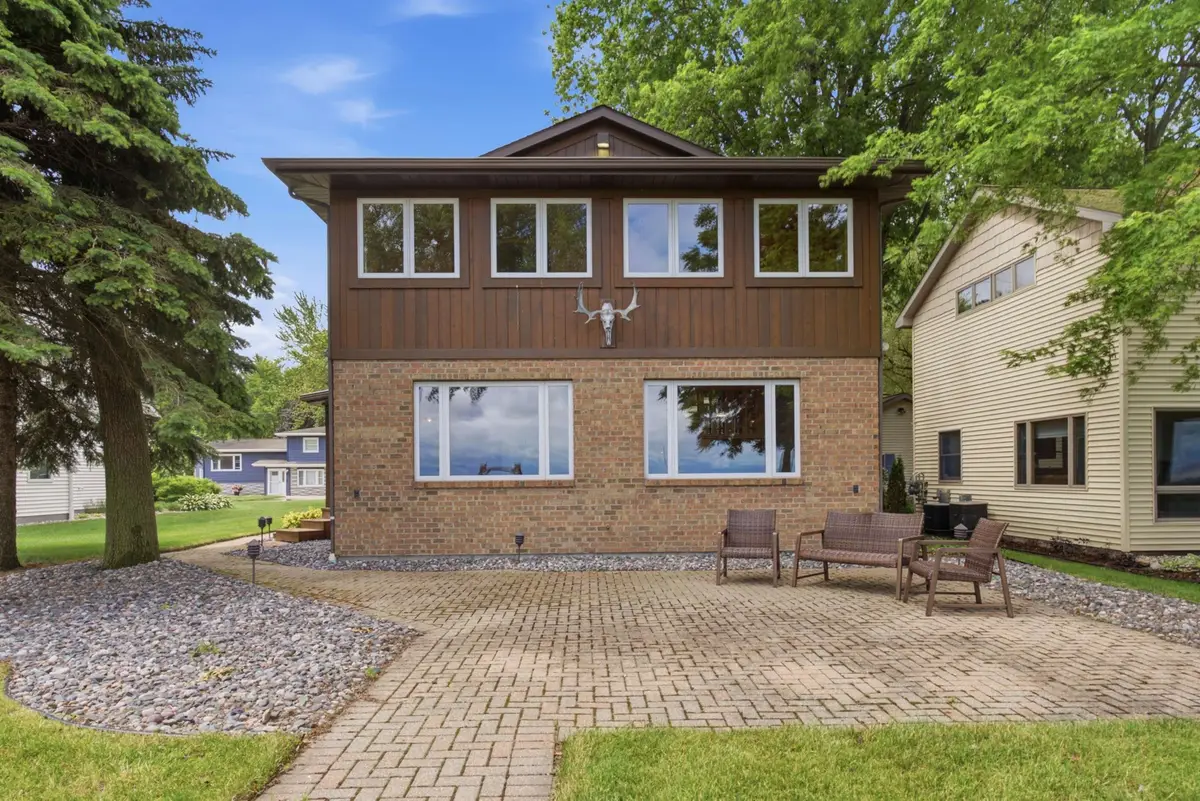 277 Donohue Drive, Bay City, MI 48706 - #1