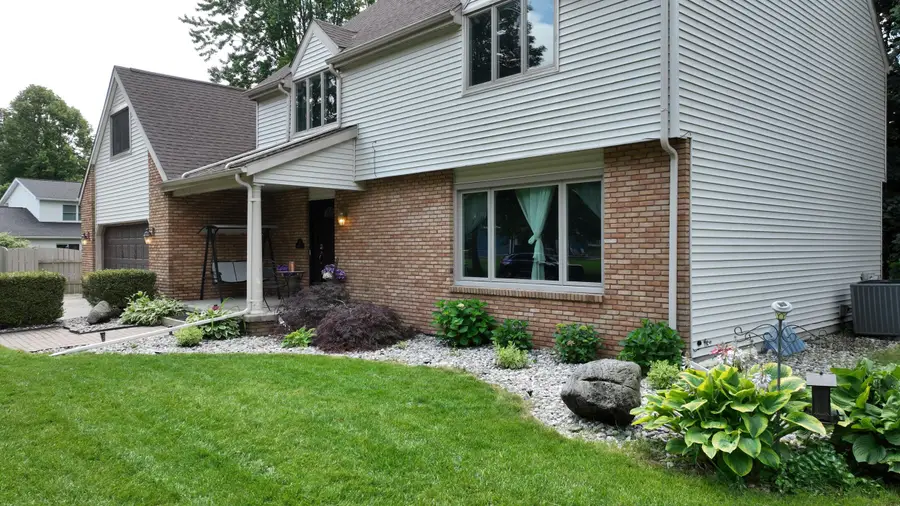 301 Mayfield Lane, Midland, MI 48642 - #3