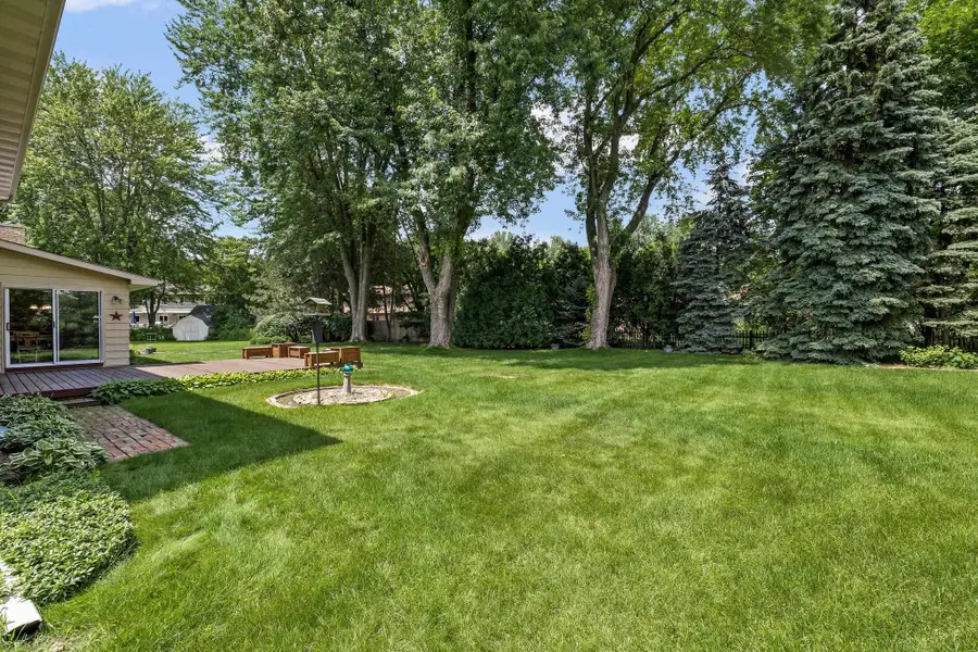 204 Chesterfield Court, Midland, MI 48640 - #3