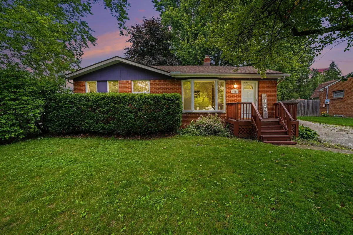 1013 Wallen Street, Midland, MI 48642 - #1