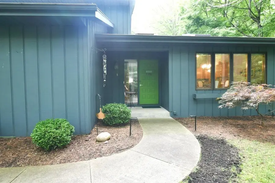 3906 E Tupelo Drive, Midland, MI 48642 - #2