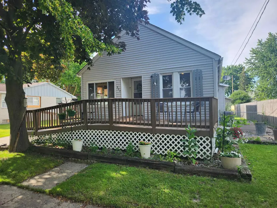 809 Bradfield Street, Bay City, MI 48706 - #2
