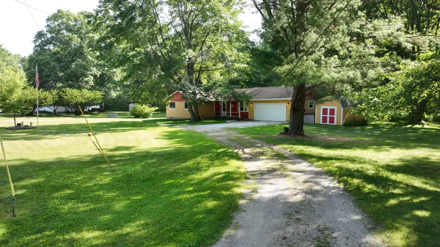 549 S Eight Mile Road, Midland, MI 48640 - #3