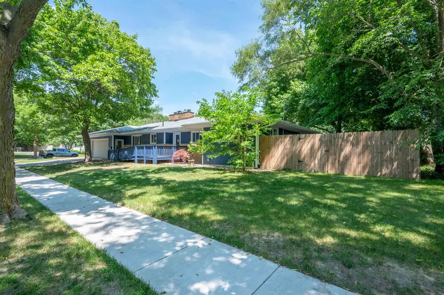 1804 Ivy Lane, Midland, MI 48642 - #2