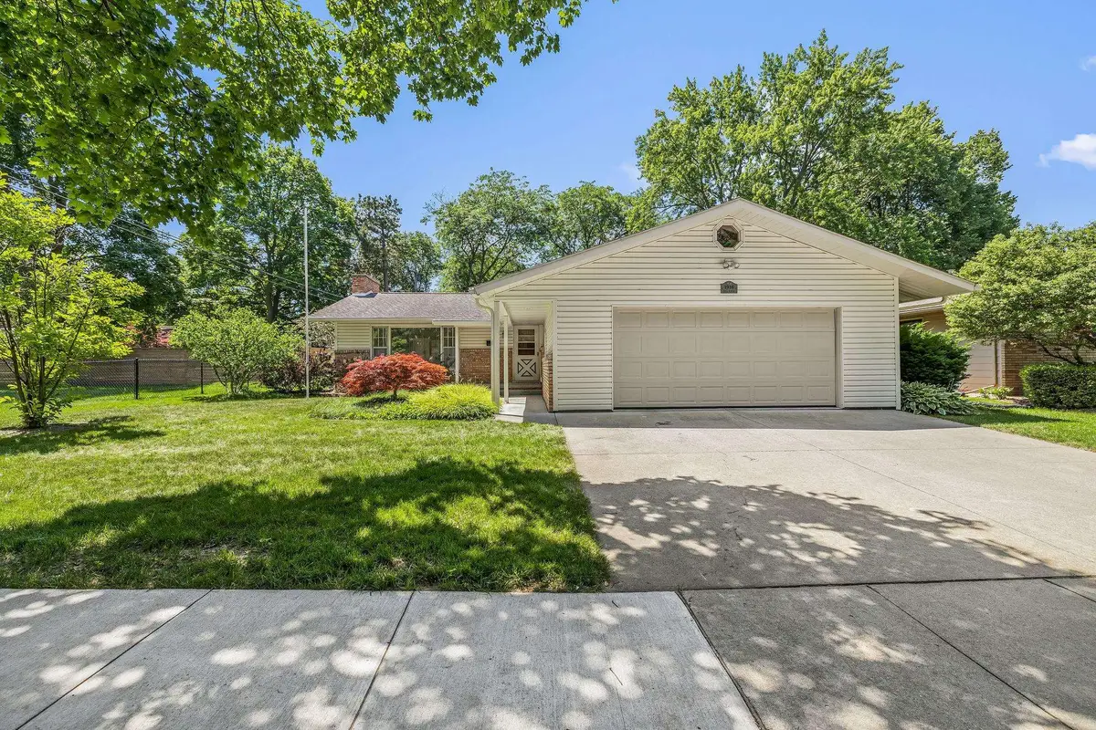 1916 Ivy Lane, Midland, MI 48642 - #1