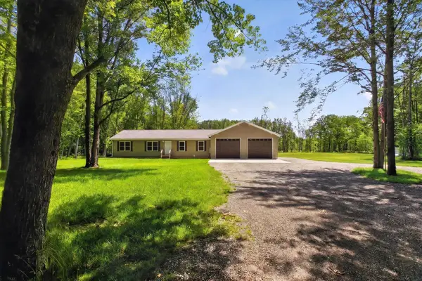 5590 N Jefferson Road, Midland, MI 48642-8227