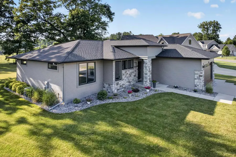 5211 Falcon Way, Midland, MI 48640 - #2